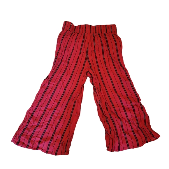 Two Piece set - Picture 2 of 3